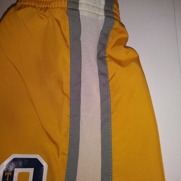 VICTORIA' S SECRET PINK SHORT SIZE M DARK YELLOW - Picture 3 of 8